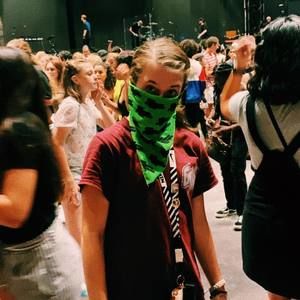 Meet your Posher, Abigail